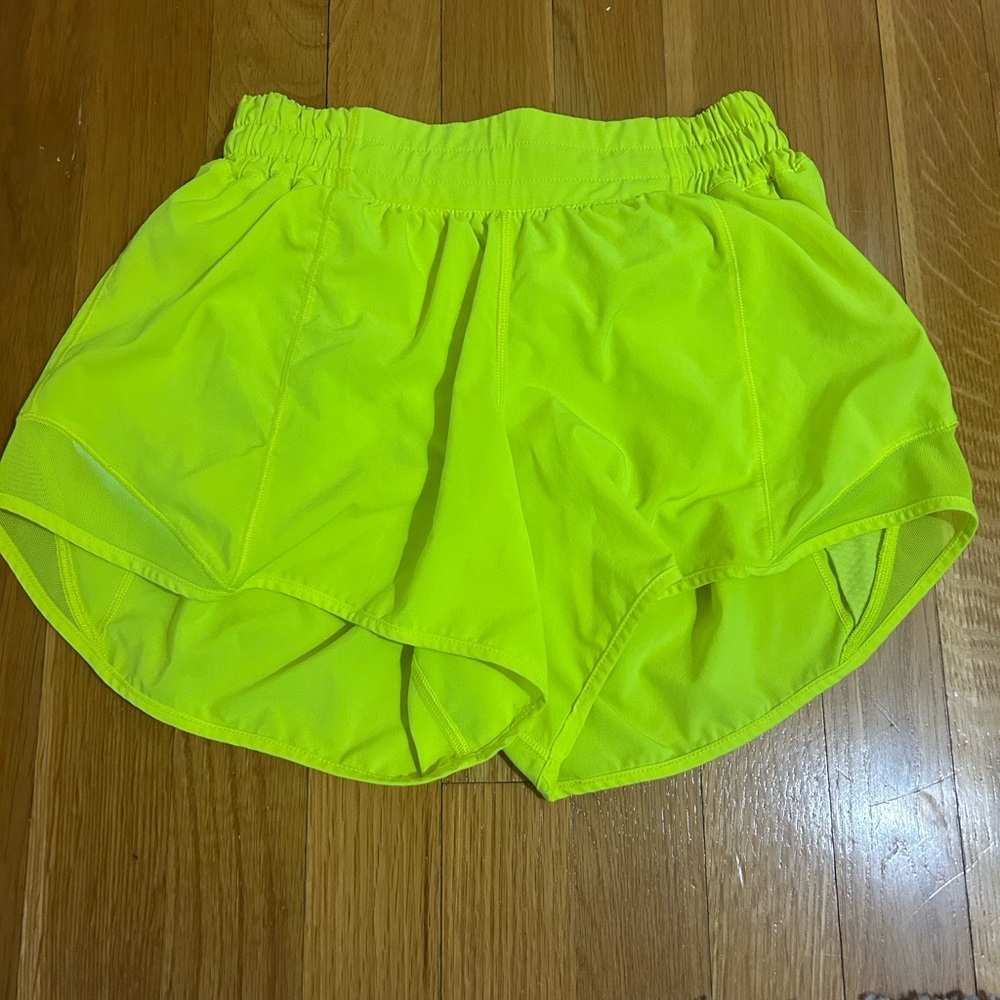 Lululemon hotty hot shorts